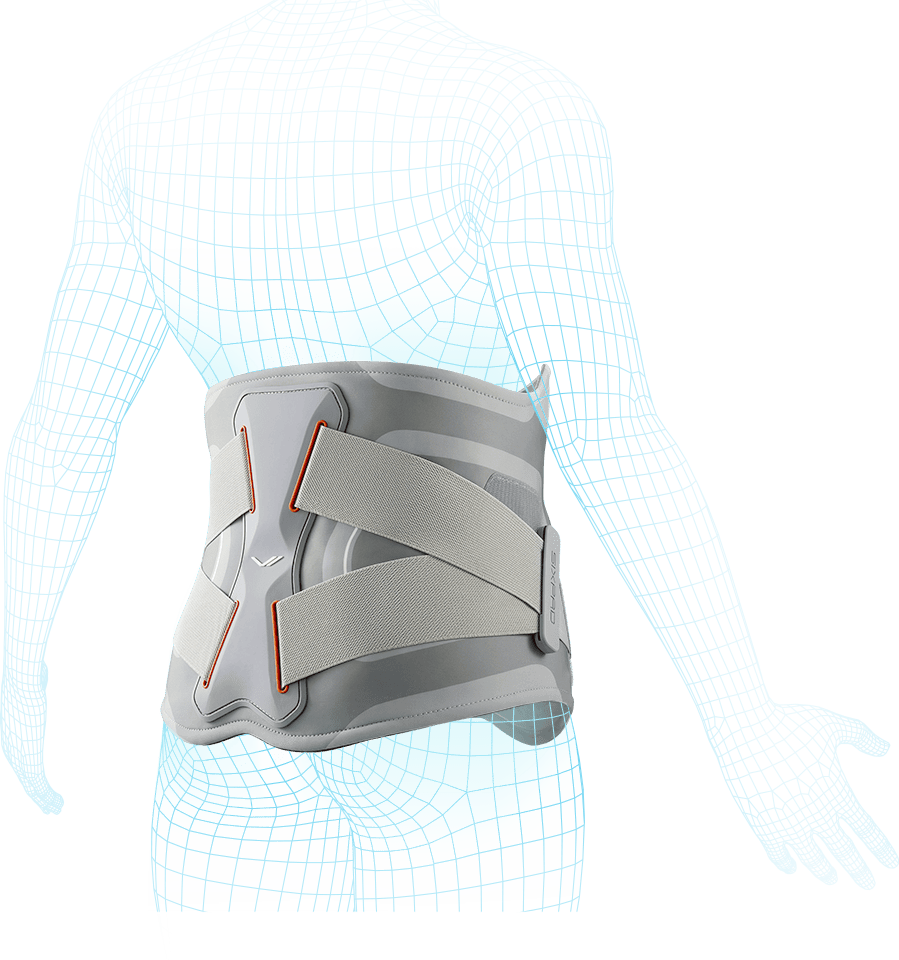 大切な腰まわりを、支えながらトレーニングする。